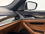 2020 5 Series Thumbnail 30