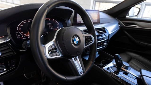 2020 BMW 5 Series M550i xDrive