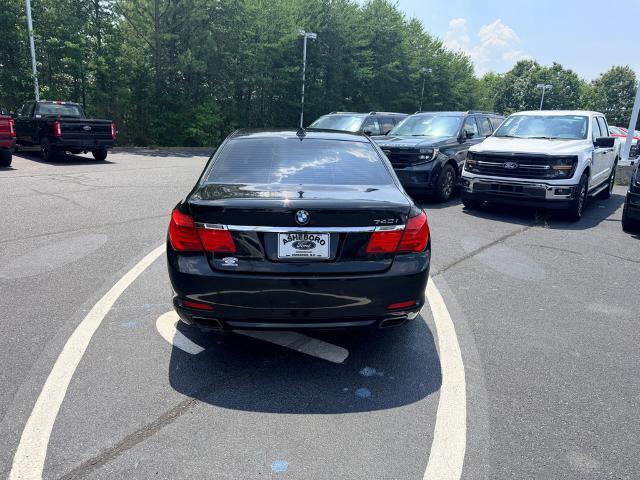 2012 BMW 740i - $8,959
