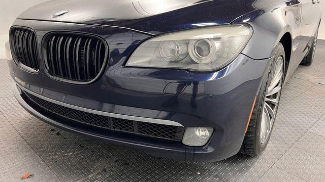 2011 BMW 7 Series 750i