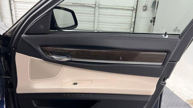 2011 BMW 7 Series 750i