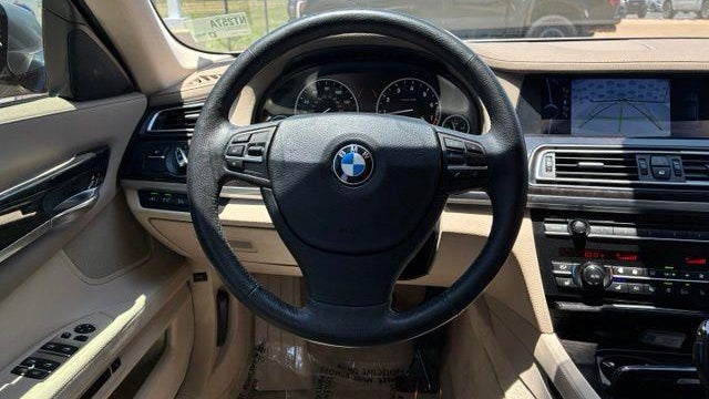 2011 BMW 7 Series 750Li