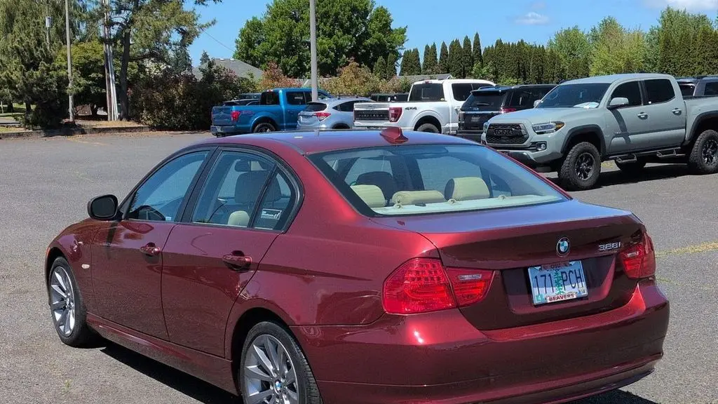 2011 BMW 3 Series 328i