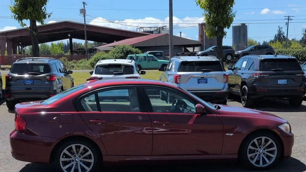 2011 BMW 3 Series 328i