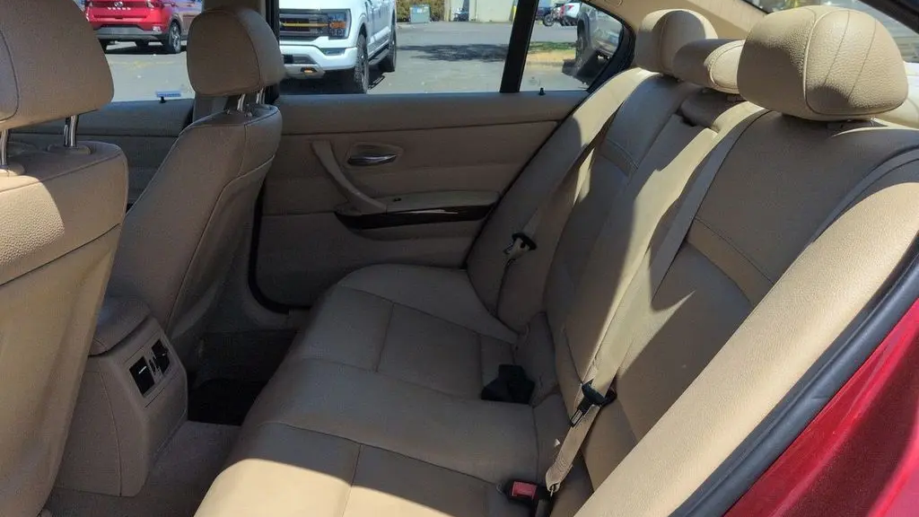 2011 BMW 3 Series 328i