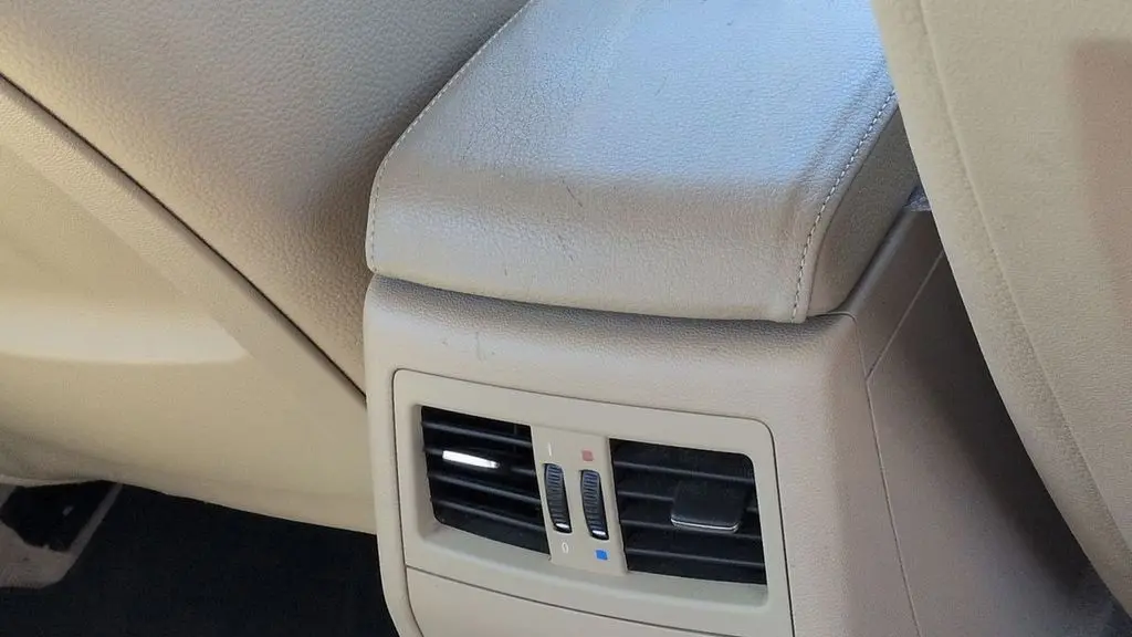 2011 BMW 3 Series 328i