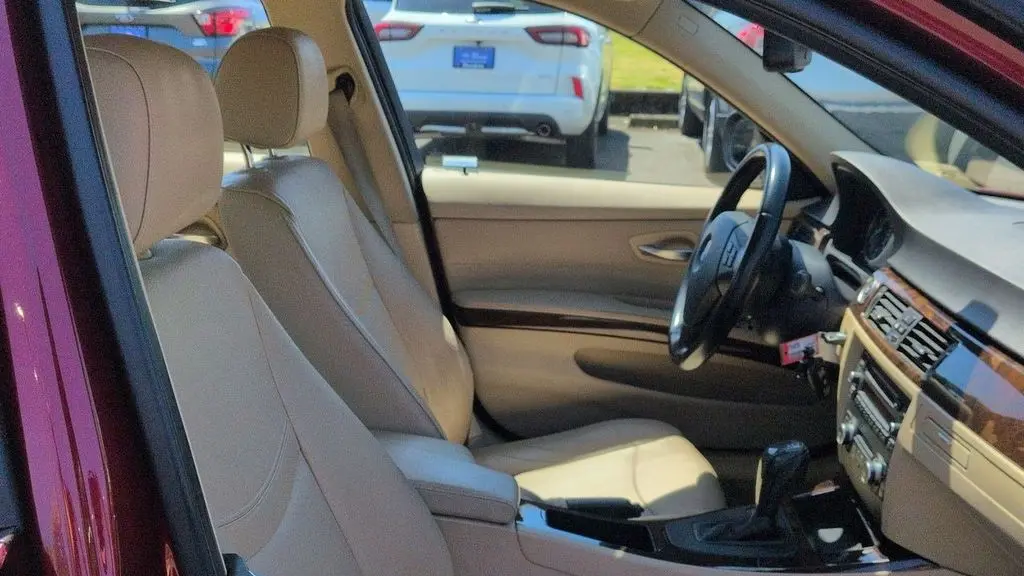 2011 BMW 3 Series 328i