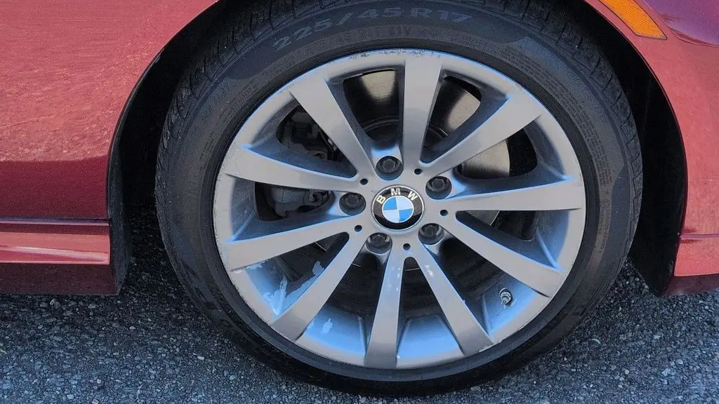 2011 BMW 3 Series 328i