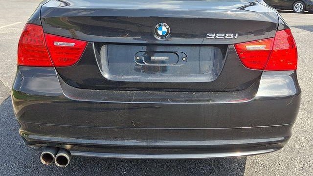 2011 BMW 3 Series 328i