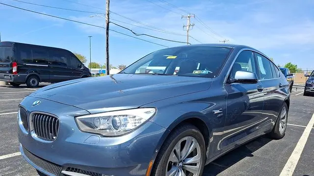 2011 BMW 5 Series 535i xDrive Gran Turismo