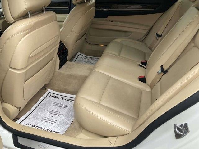 2013 BMW 750li, Alpina B7