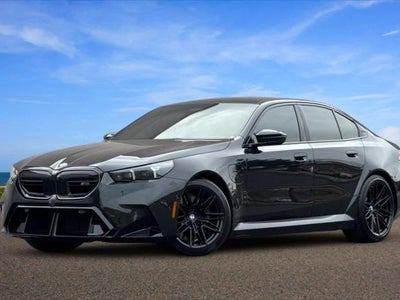 2025 BMW M5 AWD 4DR Sedan