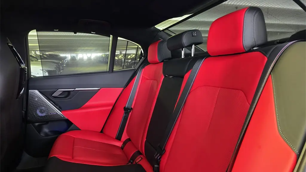 2026 BMW M5 Base