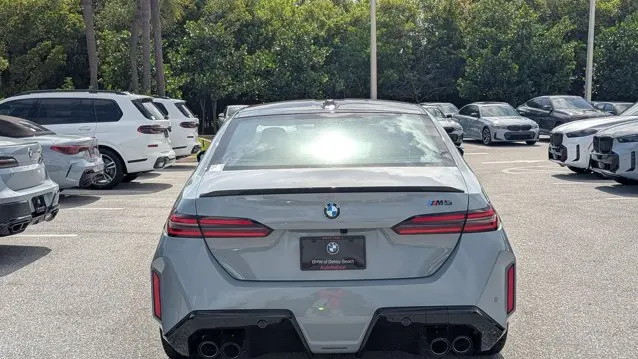 2027 BMW M5 Base