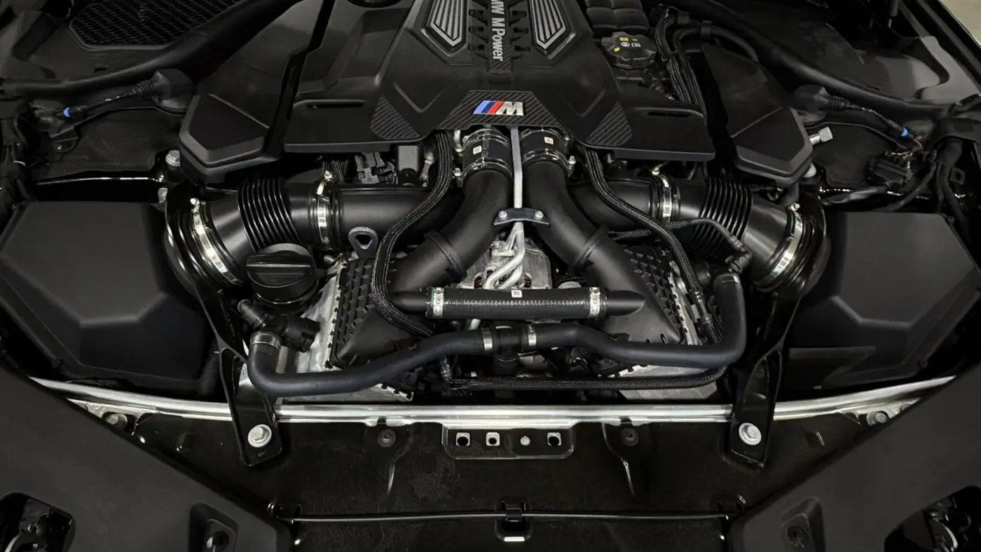 2025 BMW M8 Competition