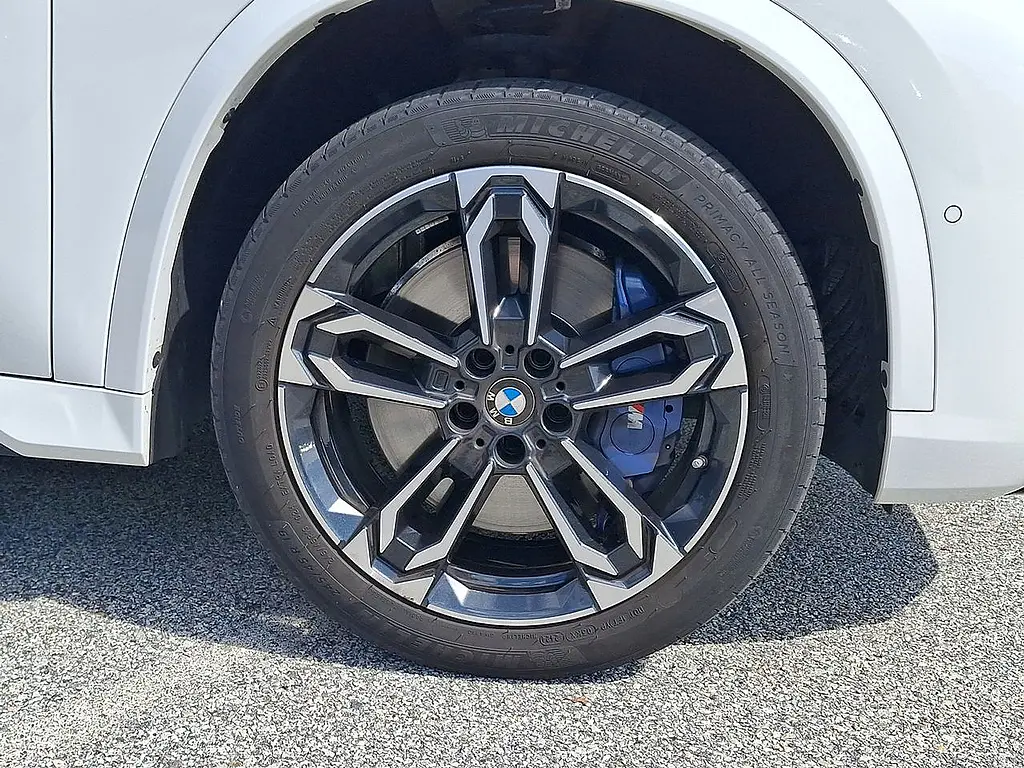2025 BMW X1 - $41,995
