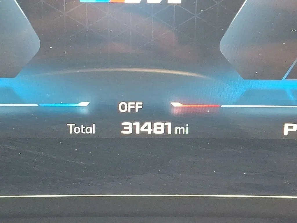 2025 BMW X1 - $41,995