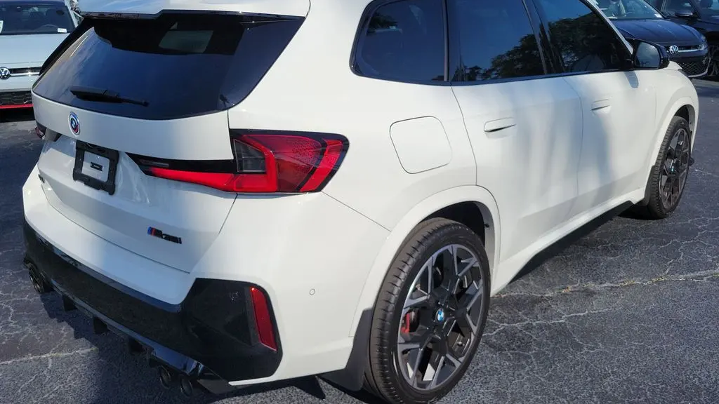 2025 BMW X1 M35i