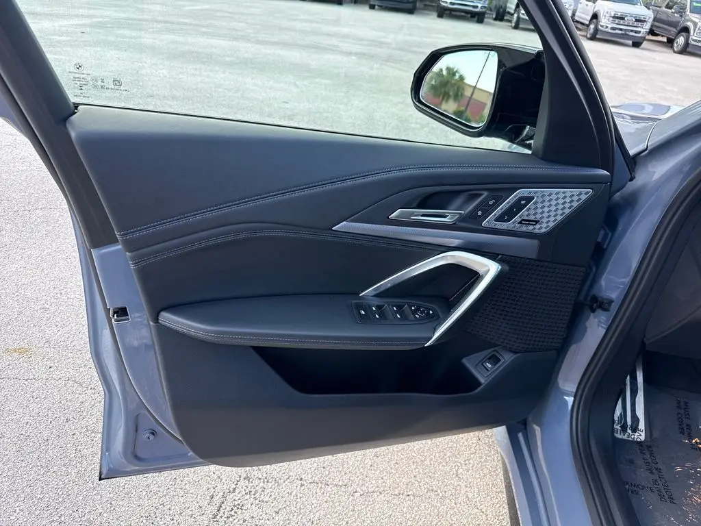 2025 BMW X1 - $38,900