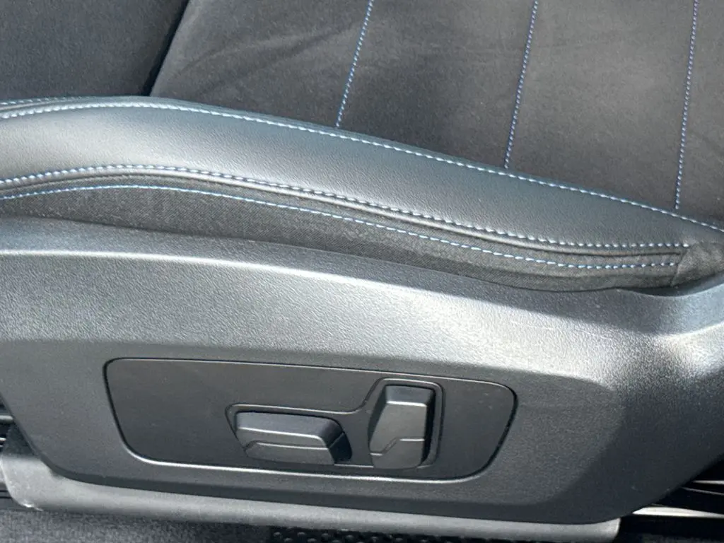 2025 BMW X1 - $38,900
