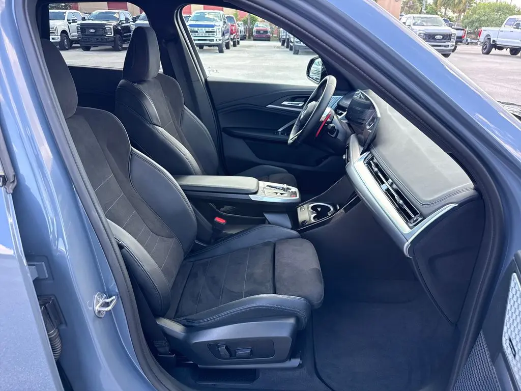 2025 BMW X1 - $38,900