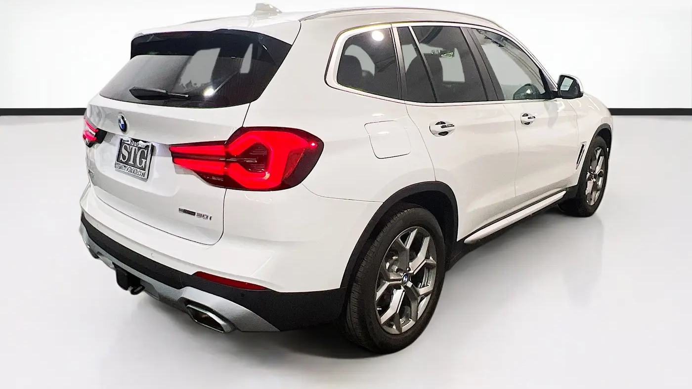 2023 BMW X3 sDrive30i