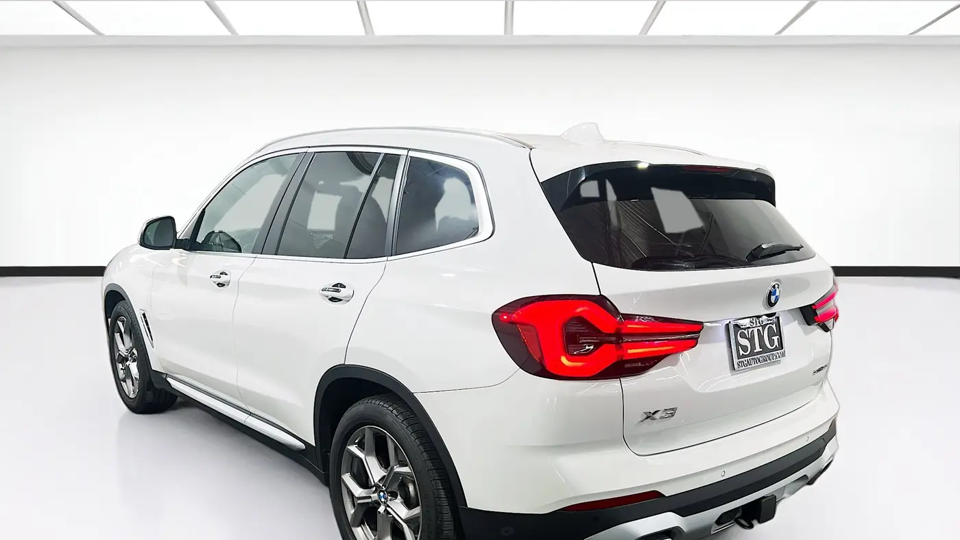 2023 BMW X3 sDrive30i