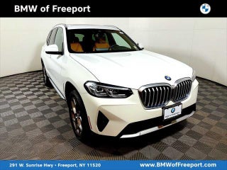 2022 BMW X3 with Alpine White Exterior