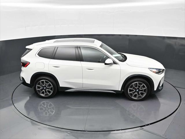 2026 BMW X1 - $40,381
