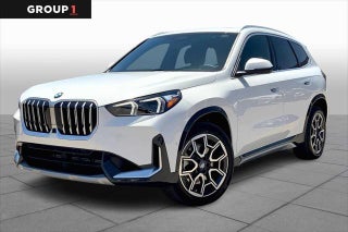 2025 BMW X1 with Alpine White Exterior