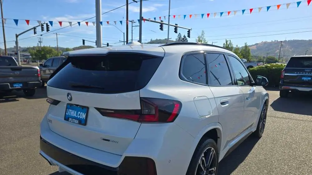 2023 BMW X1 xDrive28i