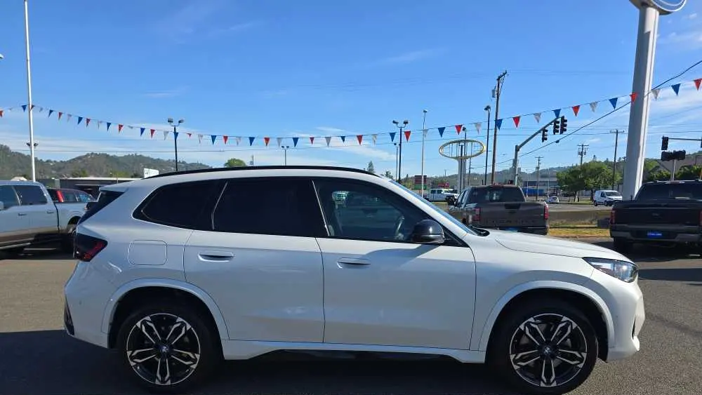 2023 BMW X1 xDrive28i