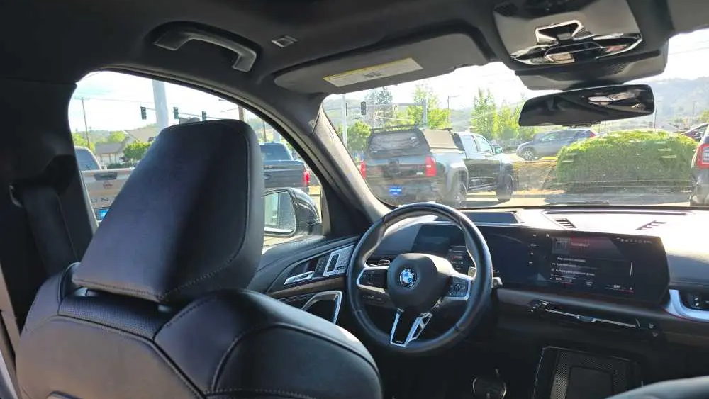 2023 BMW X1 xDrive28i
