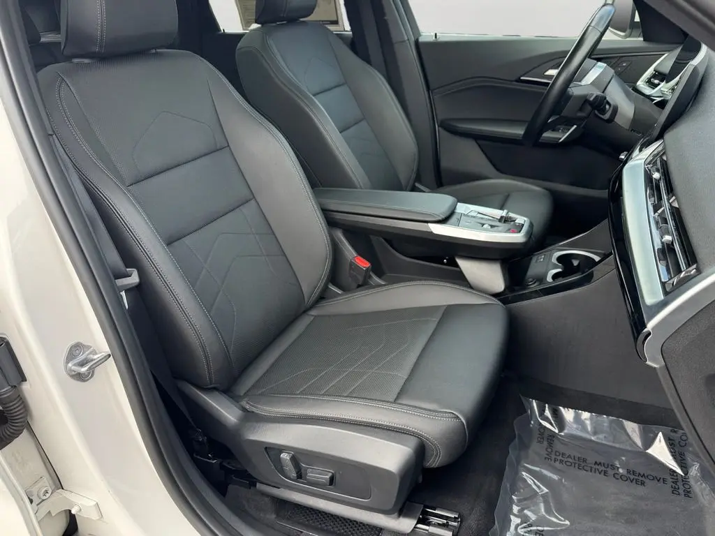2023 BMW X1 - $27,200