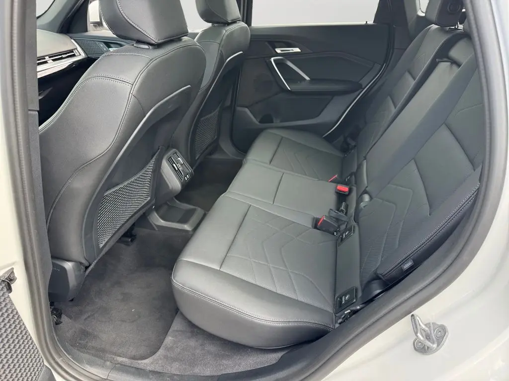 2023 BMW X1 - $27,200