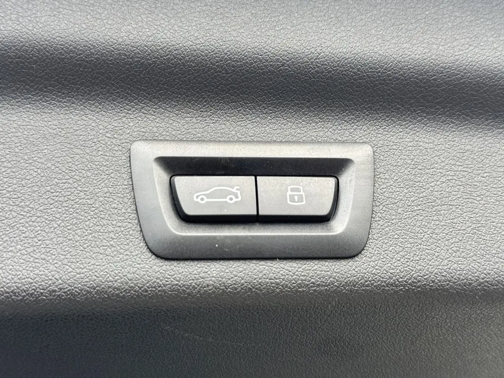 2023 BMW X1 - $27,200