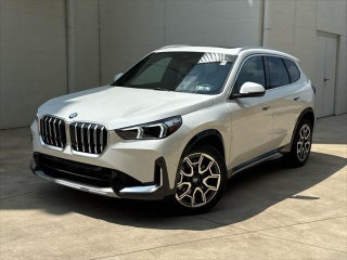 2025 BMW X1 with Alpine White Exterior