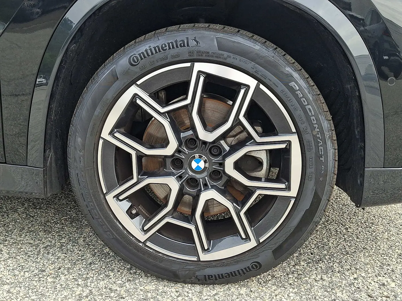 2026 BMW X1 - $41,595