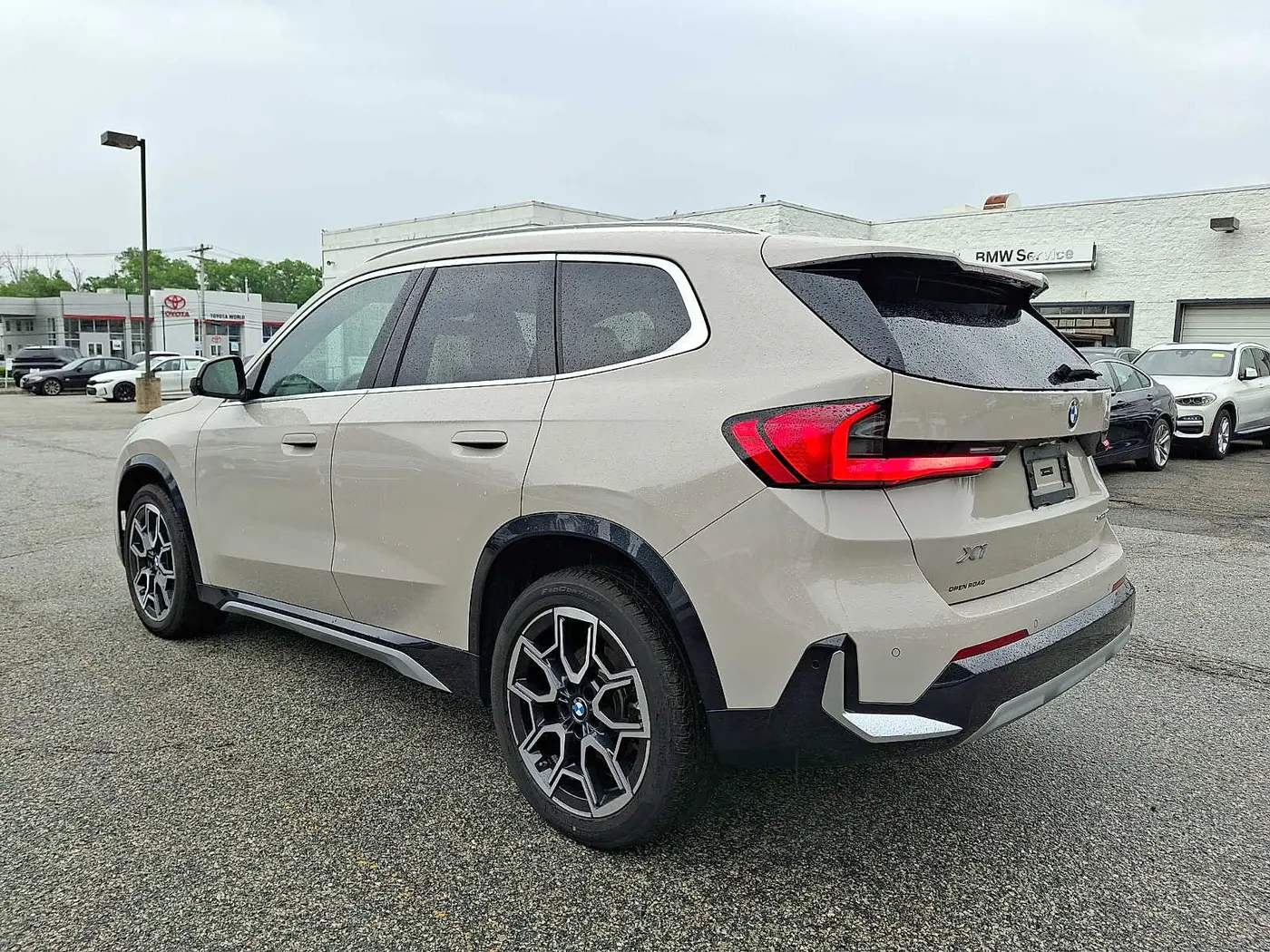 2026 BMW X1 - $42,295