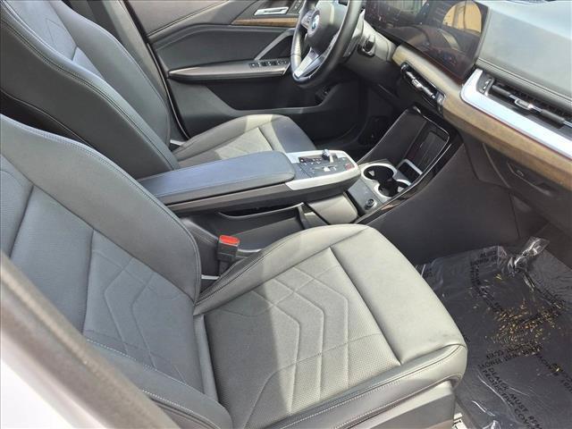 2023 BMW X1 - $30,384