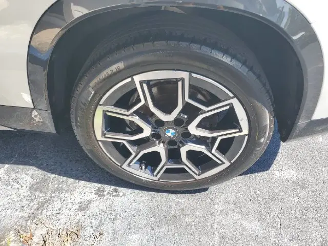 2023 BMW X1 - $29,988