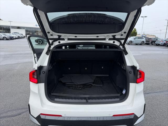 2026 BMW X1 - $42,975