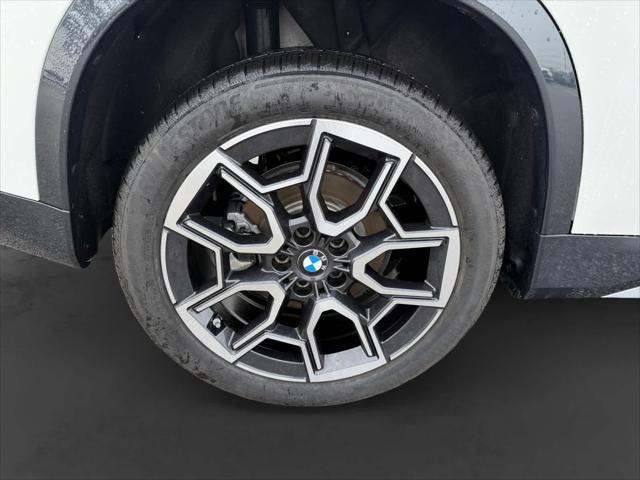 2026 BMW X1 - $42,975