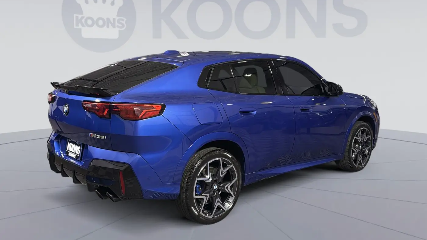 2025 BMW X2 M35i