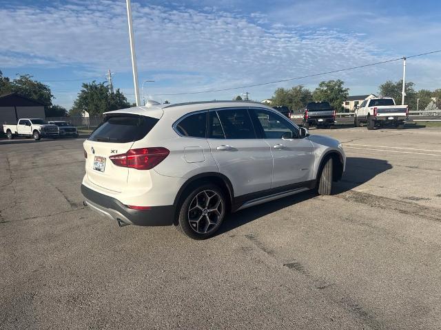 2016 BMW X1 - $10,977