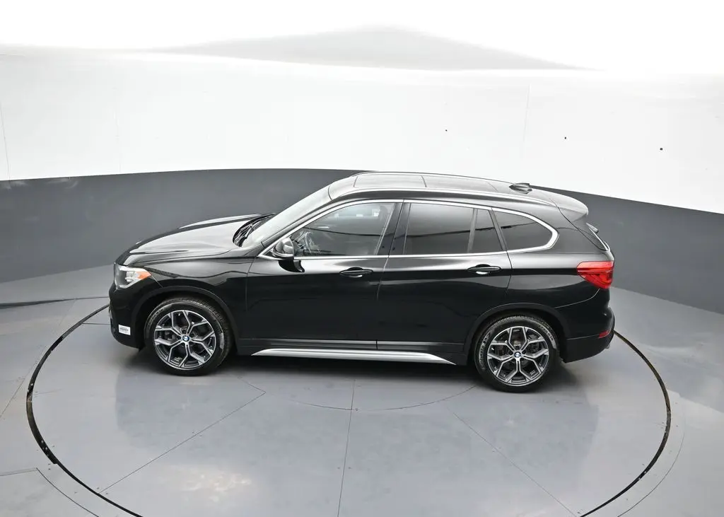2022 BMW X1 - $26,000