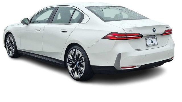 2025 BMW i5 xDrive40