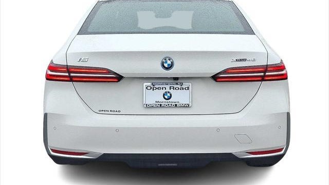 2025 BMW i5 xDrive40