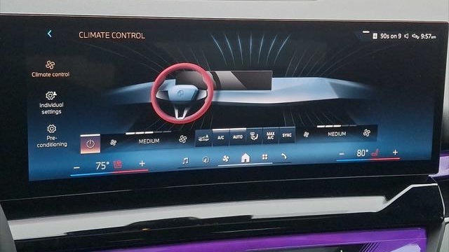 2025 BMW i5 xDrive40