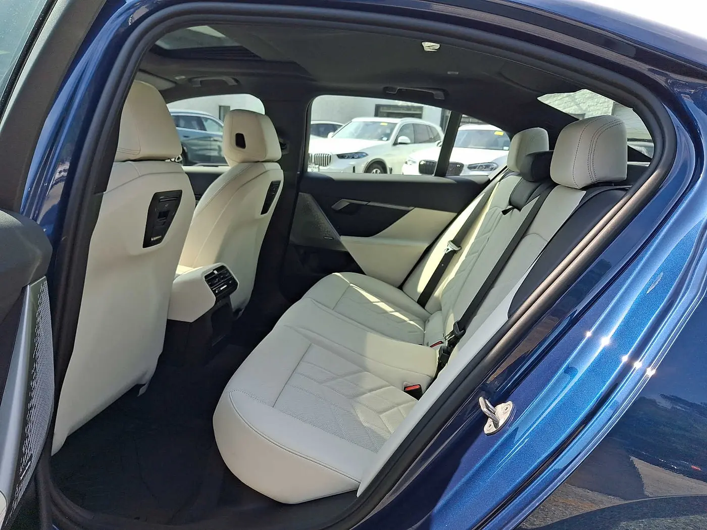 2025 BMW I5 - $51,495
